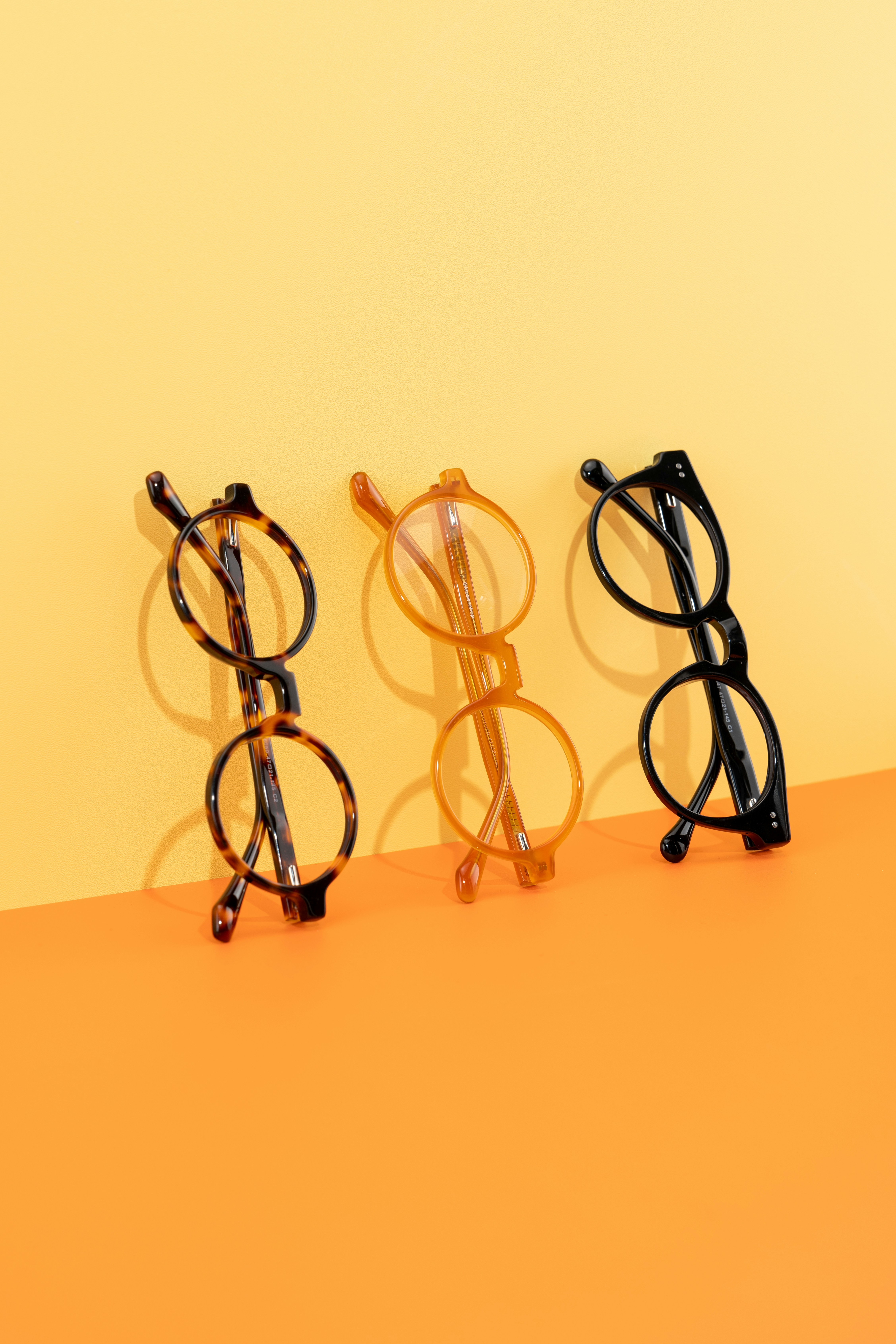 glassesshop-tyo8ibpCbhs-unsplash